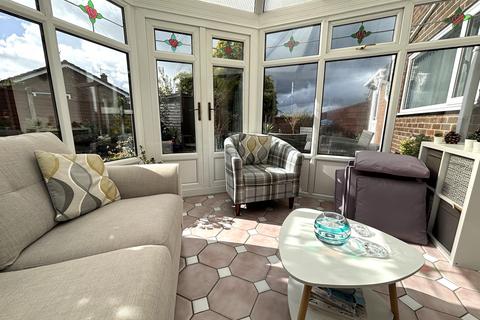 3 bedroom link detached house for sale, Highlands Road, Offerton