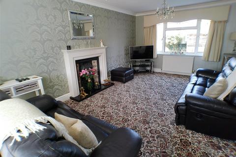 5 bedroom detached house for sale, Perry Grove, Bingham