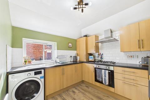 3 bedroom apartment for sale, Percy Road, Whitley Bay