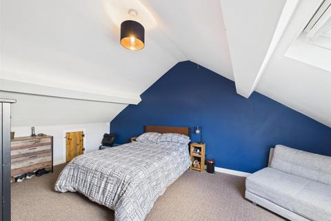 3 bedroom apartment for sale, Percy Road, Whitley Bay