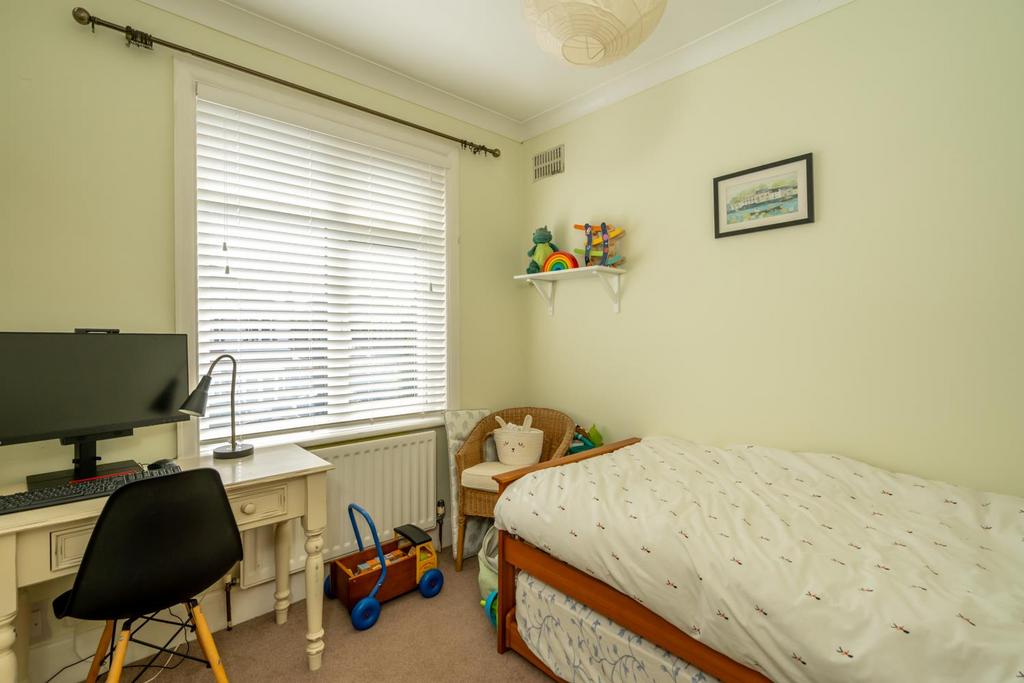 Bedroom 3.jpg