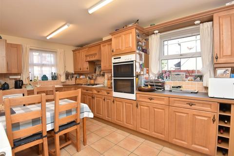 4 bedroom detached house for sale, Fern Brook Lane, Gillingham