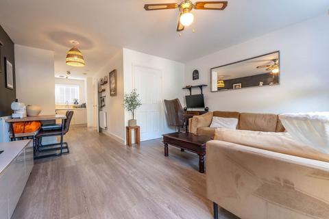 2 bedroom semi-detached house for sale, Oaktree Way, Rothley LE7