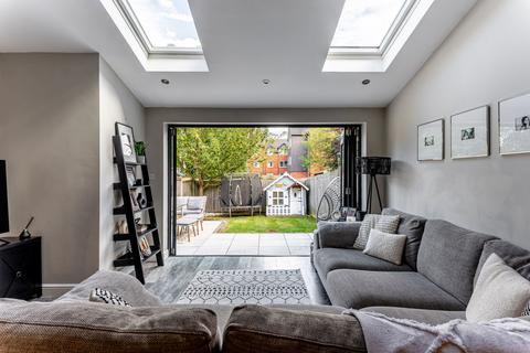 8 Lower Queen Street, Sutton Coldfield, B72 1RT