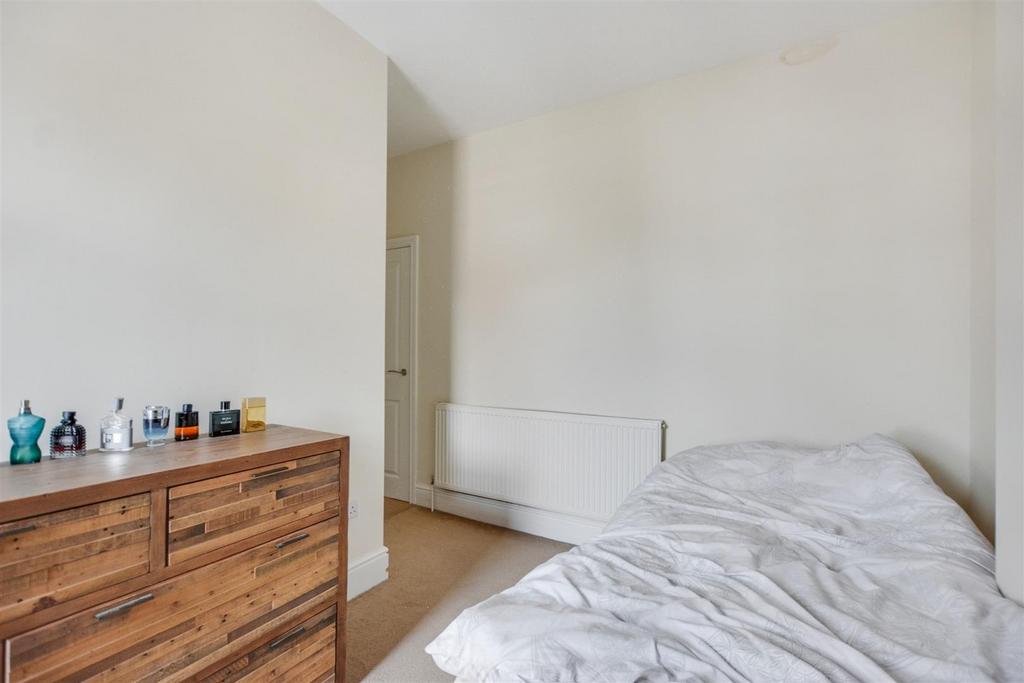 Bedroom 2 2.jpeg