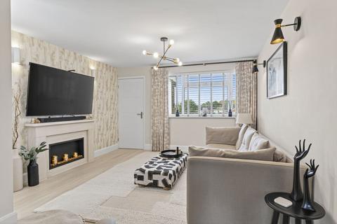 2 bedroom terraced house for sale, Raleigh Close, Kettering NN14