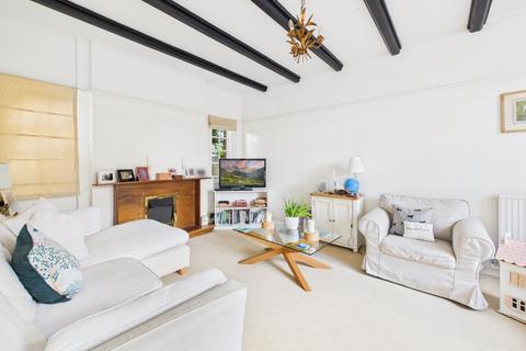3 bedroom detached house for sale, Baring Road, Beaconsfield, Buckinghamshire, HP9