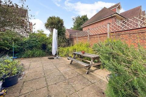 3 bedroom detached house for sale, Baring Road, Beaconsfield, Buckinghamshire, HP9