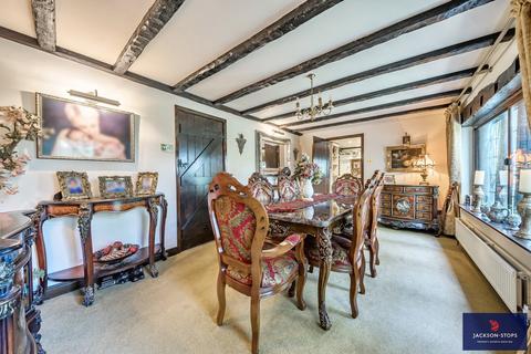 undefined, South End, Milton Bryan, Milton Keynes, Bedfordshire, MK17