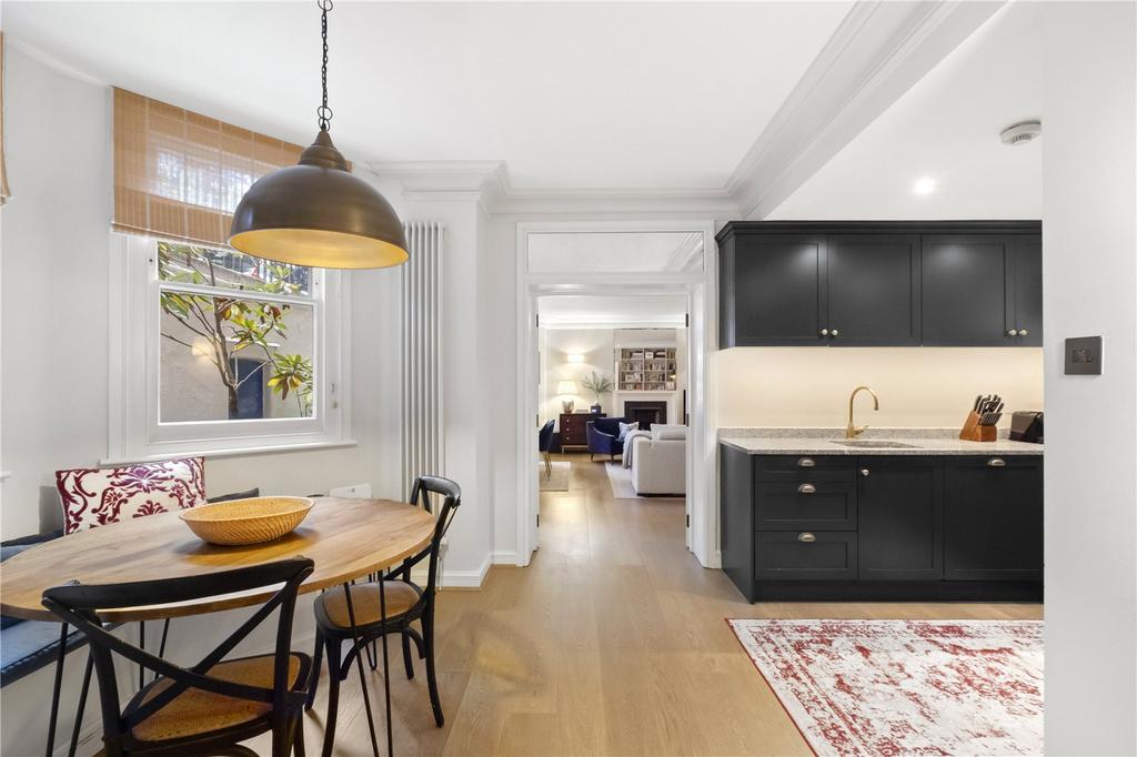 Kitchen/Dining