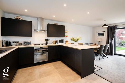 3 bedroom semi-detached house for sale, Holmer House Close, Hereford