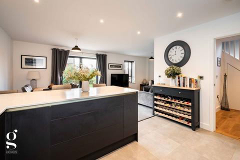 3 bedroom semi-detached house for sale, Holmer House Close, Hereford