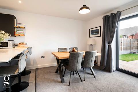 3 bedroom semi-detached house for sale, Holmer House Close, Hereford