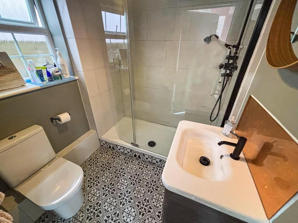 Tlc 2f586fcd-bbc1-425c-b410-908bdfa4c9fe 71cc8e8.j