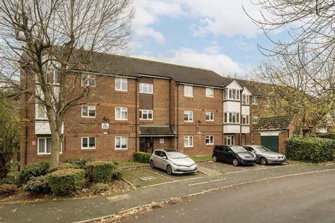 Stevenson Crescent, London SE16