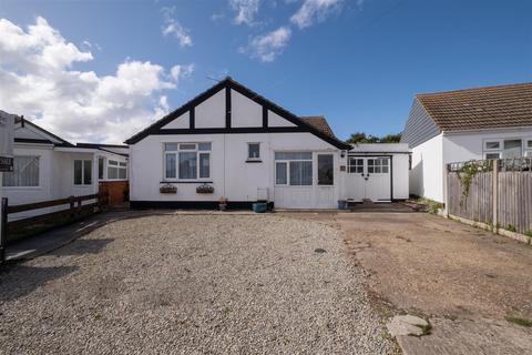 3 bedroom detached bungalow for sale, Vauxhall Avenue, Herne Bay