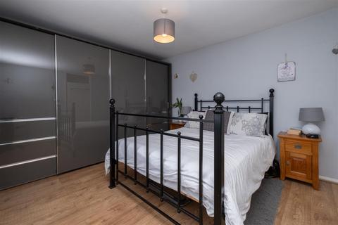 3 bedroom detached bungalow for sale, Vauxhall Avenue, Herne Bay