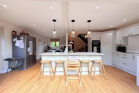 4 bedroom detached house for sale, Millfield Drive, Stowmarket IP14