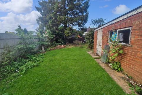 undefined, Silecroft Road, Luton, Bedfordshire, LU2 0RN