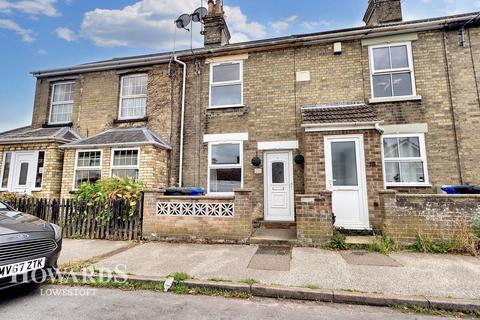 3 bedroom terraced house for sale, Blackheath Road, Lowestoft