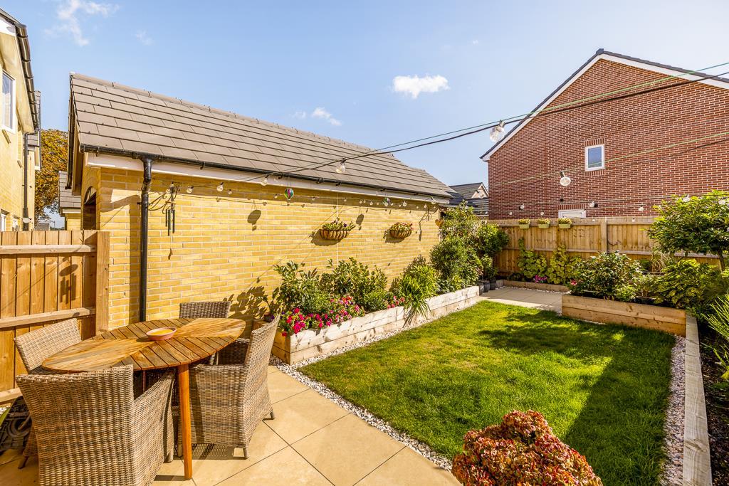11 Sunflower Avenue (Pinchbeck)-9.jpg