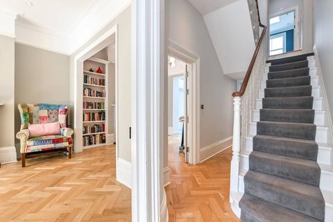 3 Dunollie Road, London, NW5 2XN