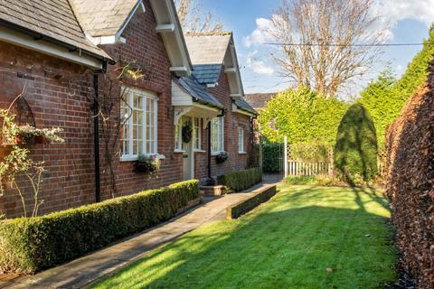 undefined, Winterbourne Stoke, Salisbury SP3