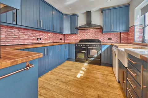 4 bedroom semi-detached house for sale, King Richard Road, Hinckley
