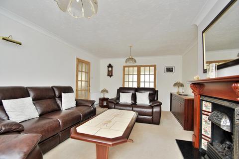 4 bedroom detached house for sale, Georgina Close, Poole BH12