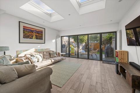 3 bedroom terraced house for sale, Bronson Road, Raynes Park SW20