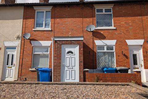 2 bedroom terraced house to rent, Burghley Close, Desborough, NN14