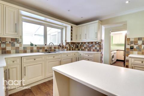 3 bedroom chalet for sale, Chedburgh Road, Chevington, Bury St Edmunds