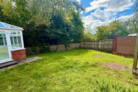 2 bedroom detached house for sale, St. Kitts Close, Torquay, TQ2