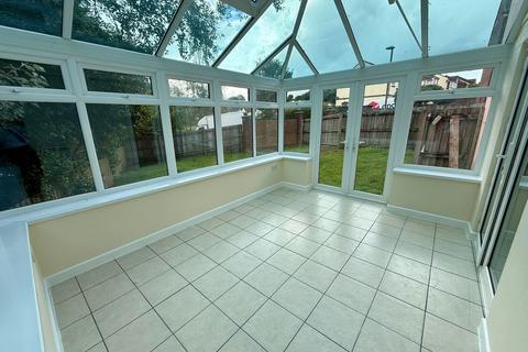 2 bedroom detached house for sale, St. Kitts Close, Torquay, TQ2