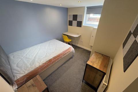 1 bedroom in a house share to rent, Granby Road, Headingley, Leeds, LS6 3AS