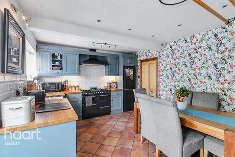 2 bedroom semi-detached house for sale, Chapel Street, Derby