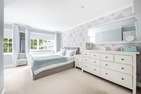 4 bedroom detached house for sale, Snowdrop Way, Woking GU24