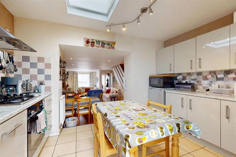 2 bedroom terraced house for sale, Wakeham, Portland