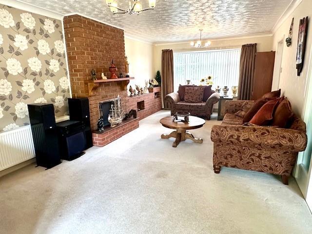 10 Dovecote Living 2.jpg