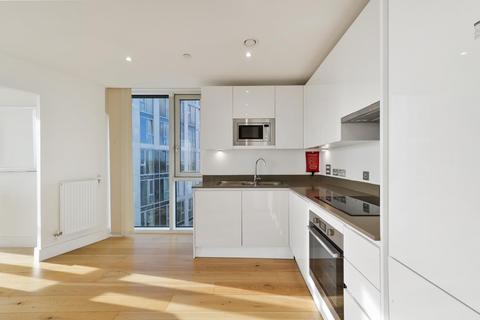3 bedroom apartment for sale, Sky View Tower, London, E15