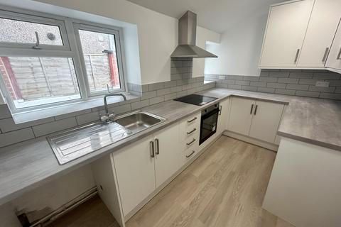 4 bedroom terraced house to rent, Bristol BS5