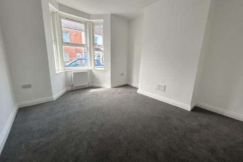 4 bedroom terraced house to rent, Bristol BS5