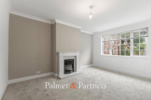 2 bedroom maisonette for sale, Taylor Court, The Dutch Quarter, Colchester, Essex, CO1