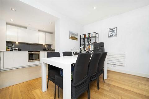 undefined, Leman Street, London E1