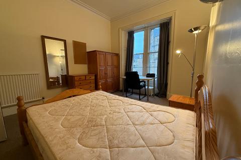 4 bedroom flat to rent, Marchmont Road EH9
