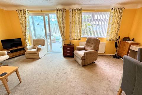 2 bedroom bungalow for sale, Osborne Road New Milton BH25 6AE