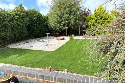 2 bedroom bungalow for sale, Osborne Road New Milton BH25 6AE