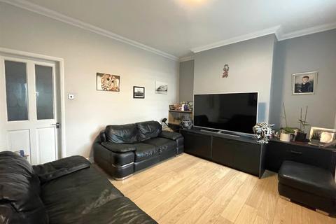 3 bedroom terraced house for sale, Marlbrook Drive, Westhoughton, Bolton