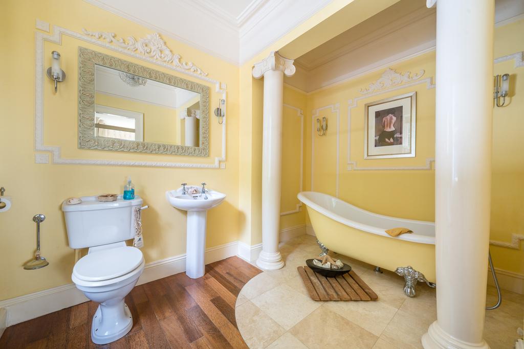 1344036-13-68b1bd1ab2090-ARW