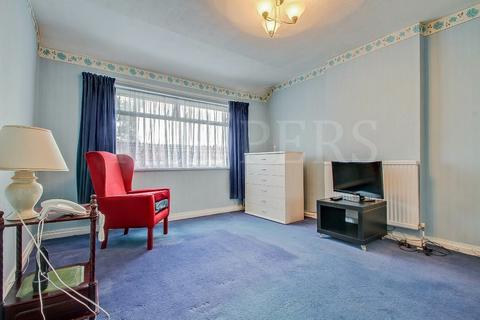 3 bedroom terraced house for sale, Review Road, London, NW2